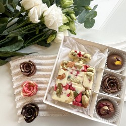 Шоколад ручной работы Шанель и конфеты (мини)