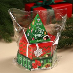 Трехуровневая коробочка с конфетами «Новый год – время чудес»