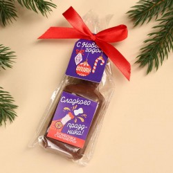 Шоколадная бомбочка с маршмеллоу «Сладкого праздника» в форме бутылки
